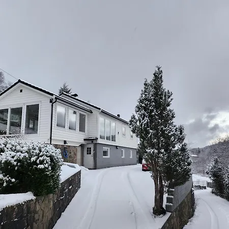 Fjordclaw Snm- Adjoining The & Nature Apartment Bergen
